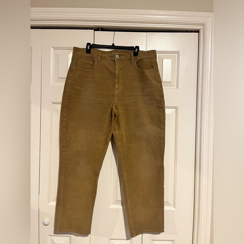 American Eagle Women's Tan Corduroy Mom Straight Leg Jeans Size 18